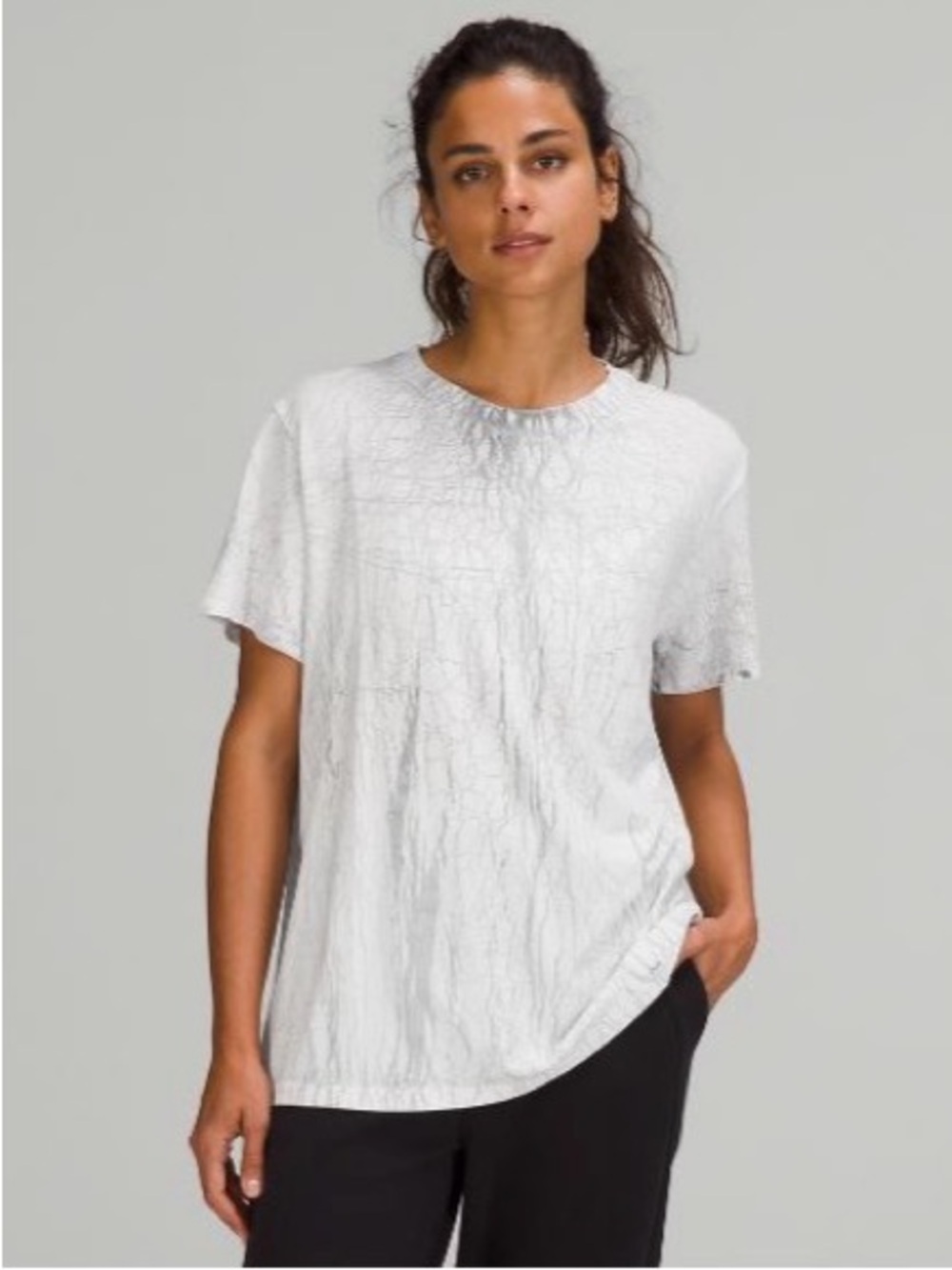 LULULEMON Thread Dye White Black Short-Sleeve Crewneck Tee Size 6